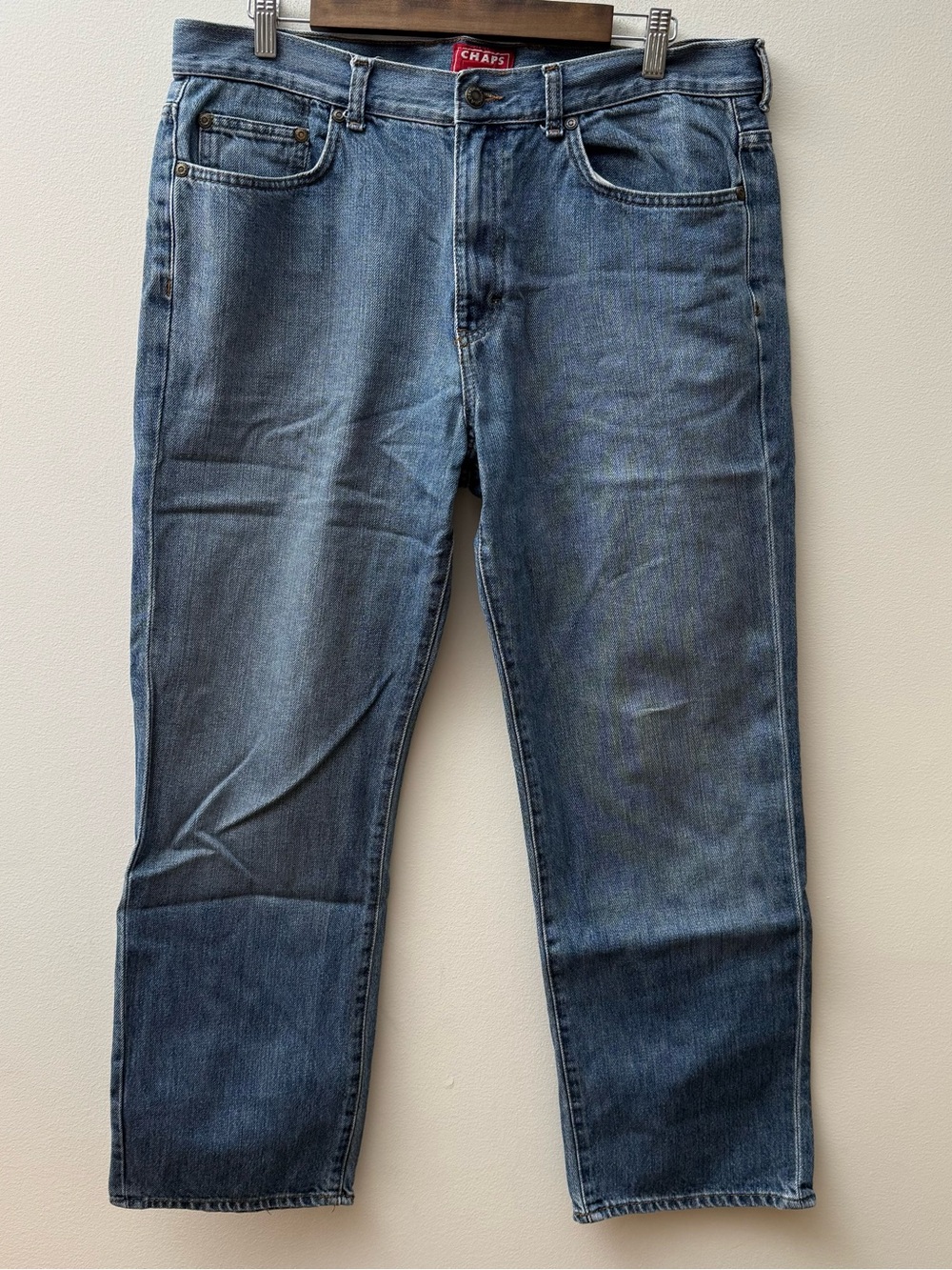 Chaps Men's Medium Blue Relaxed Jeans